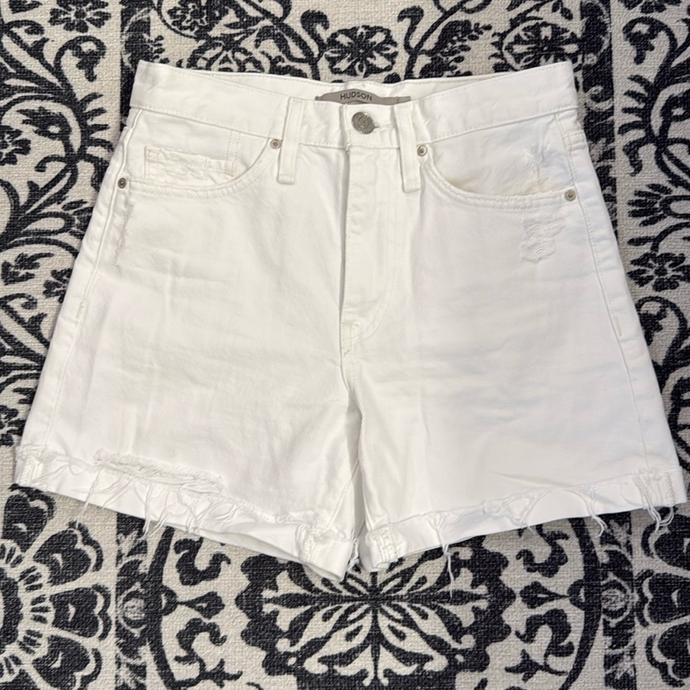 Hudson- White denim distressed short